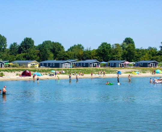 Chalets aan het Lauwersmeer op Vakantiepark Lauwersoog