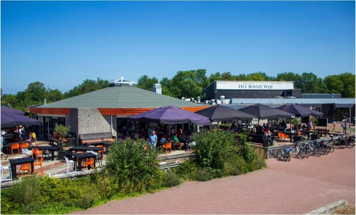 Restaurant 'Het Booze Wijf' op Vakantiepark Lauwersoog